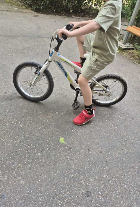 Bicicletă copiii 4-7 ani
