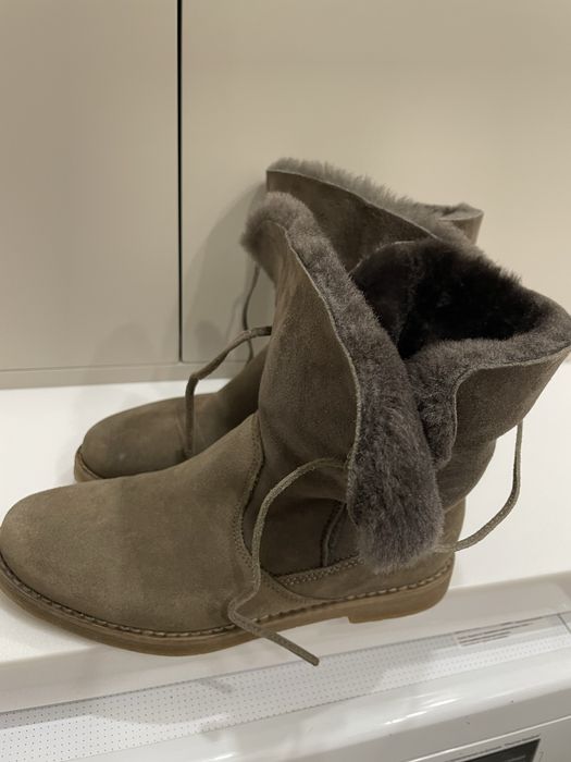 Зимние ботинки женские