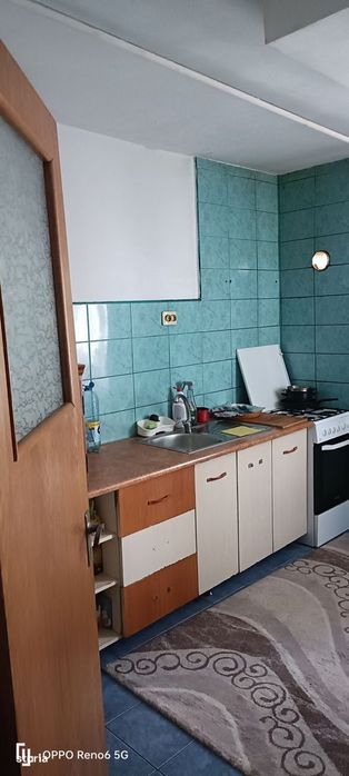 Apartament 3camere de vânzare