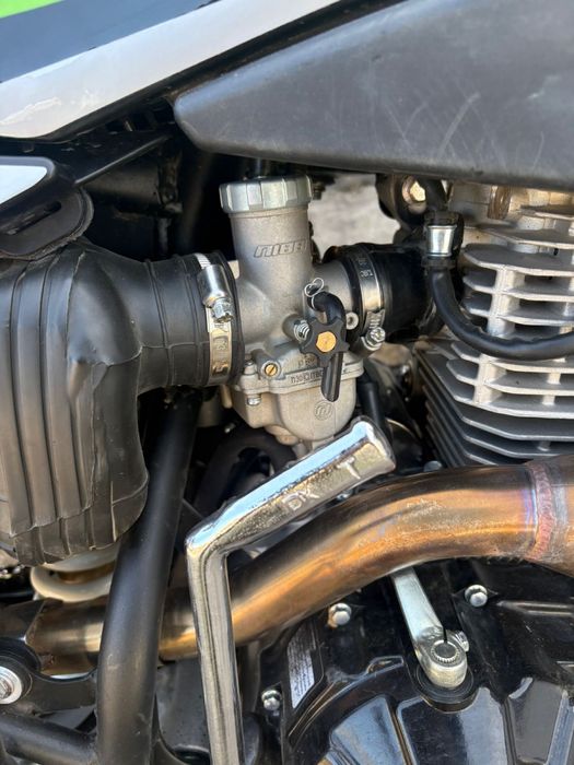 Продам мотоцикл эндуро 250куб