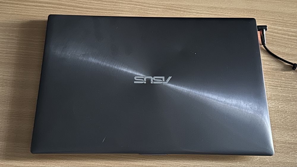 Laptop Asus Zenbook UX32LA