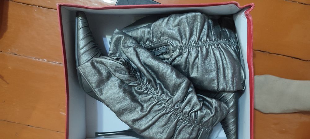 Сапоги и ботильоны срочно дёшево!