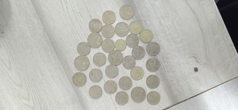 Советские юбилейные рублей продам