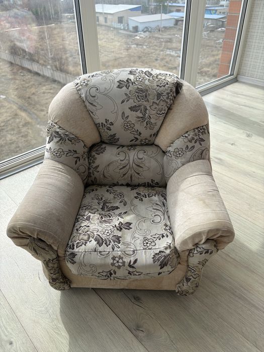 Срочно продам детское кресло