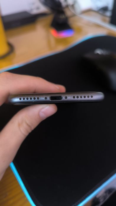iPhone 8 in stare perfecta de funcționare