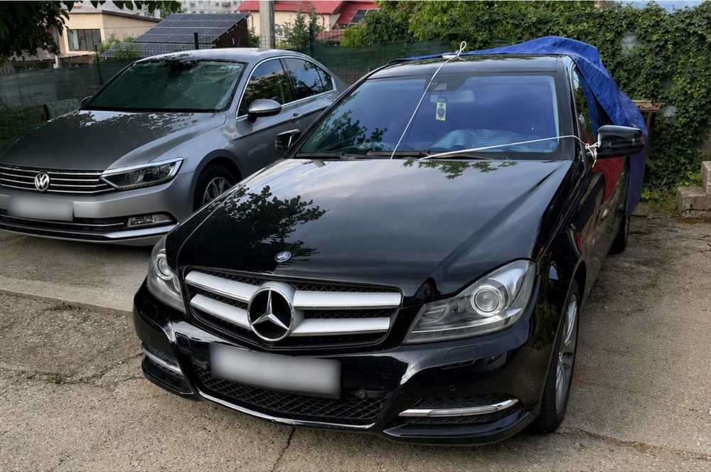 Barã fata Mercedes Benz C Class W204