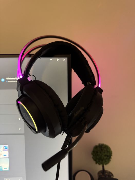 Căști Gaming Aqirys Cygnus RGB cu Microfon – Defecte, pentru Reparații sau Piese