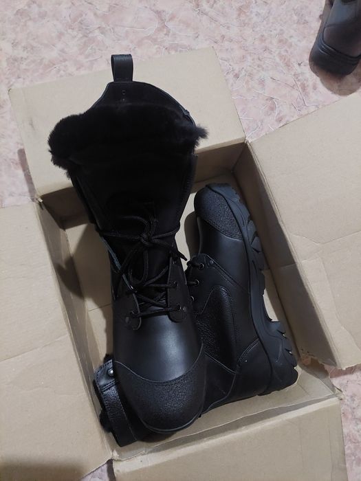Продам зимние берцы