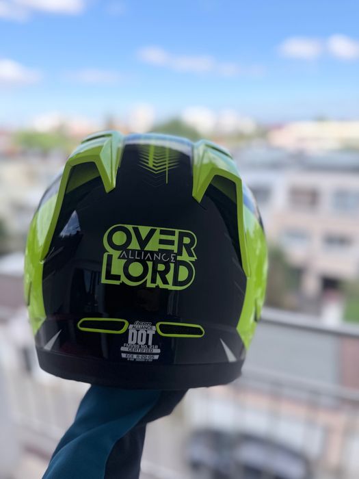 Icon Alliance Overlord каска за мотор