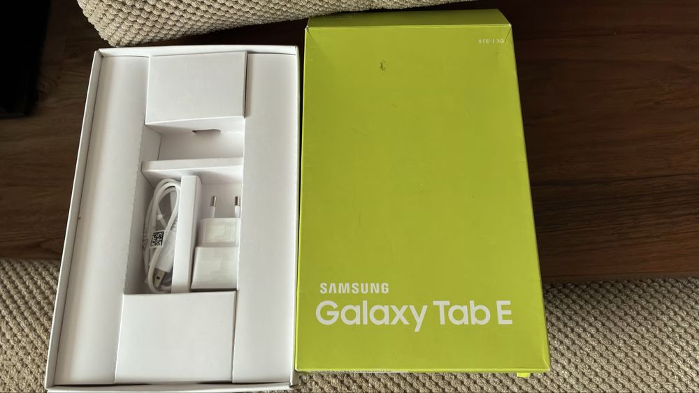 Продам планшет Samsung