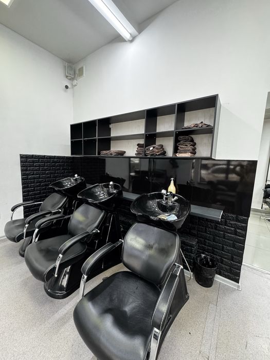 Полка черная универсальная