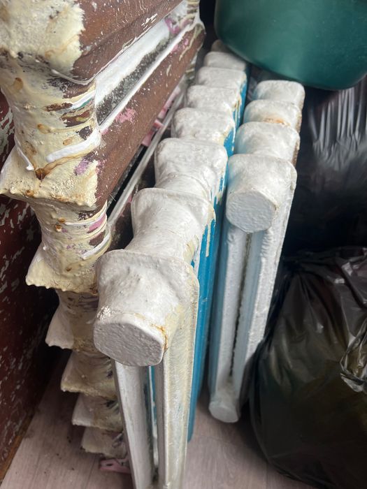 Продам чугунные батареи