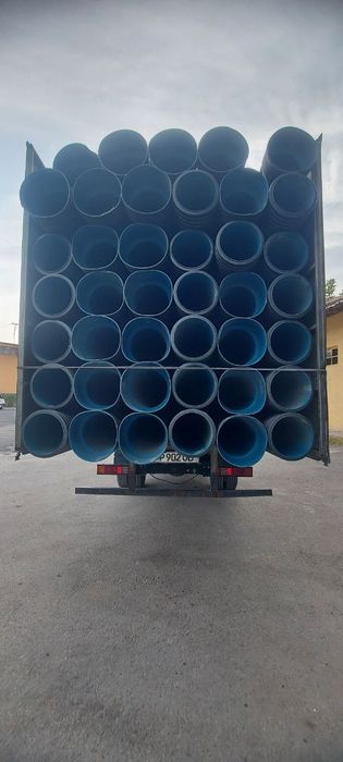 Гофрированная труба и Дренажный труба с геотекстилем разных видов