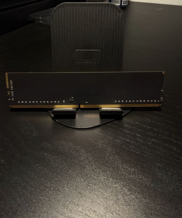 Stick RAM 8 GB DDR4