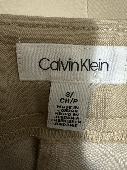 Pantalini bej Calvin Kleine, originali