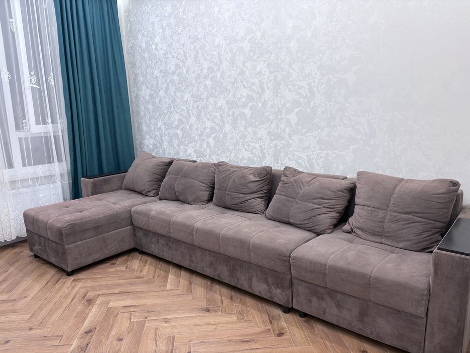 Срочно продам диван
