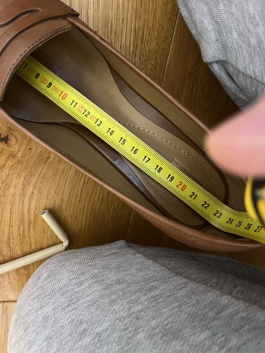 Чисто нови кожени обувки Clarks- 37 номер