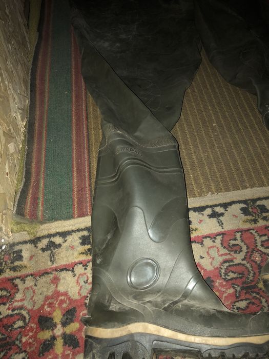 Продам болотные сапоги