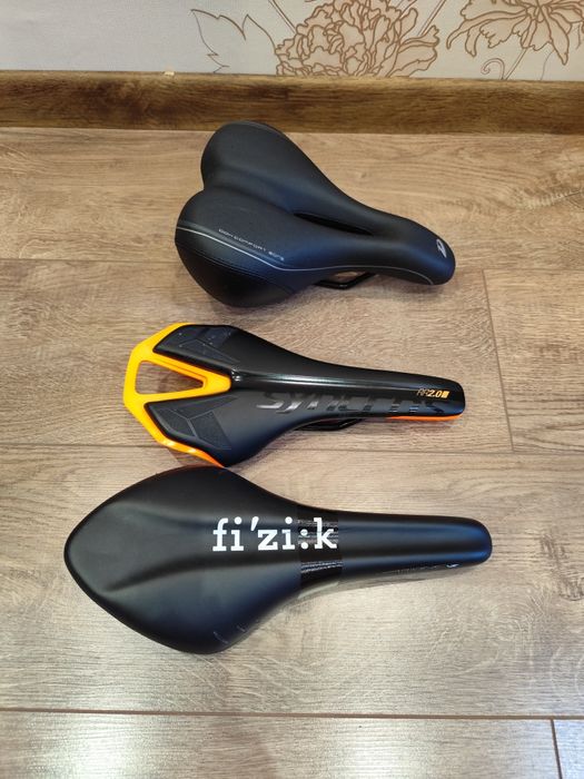 Седалка / седалки за колело / Fizik Arione VS carbon; Syncros RR2.0