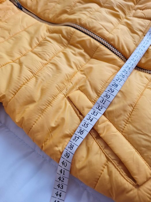 Яке за момче 5-8 г - 20 лв