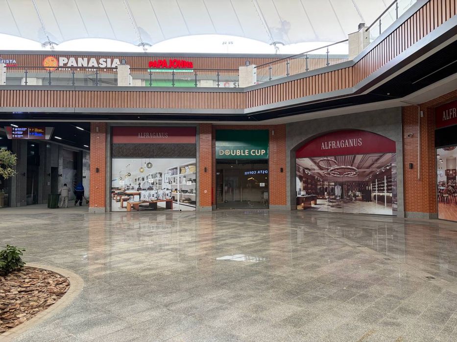 Алфраганус торговый центр сдаётся в аренду магазин под любой бизнес.