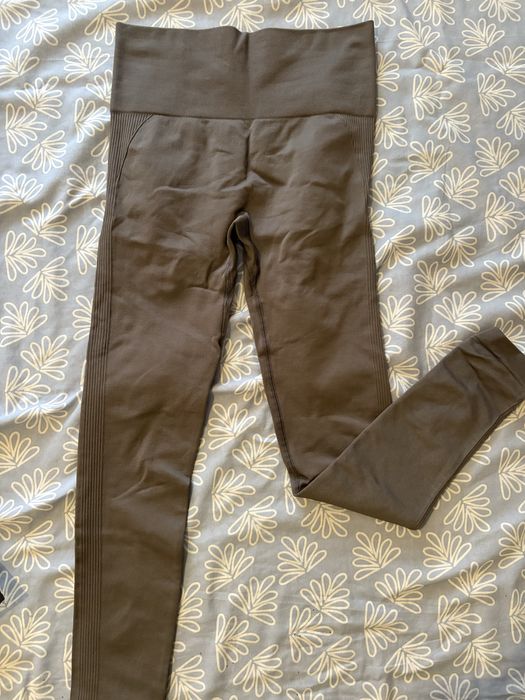 Сив оформящ клин