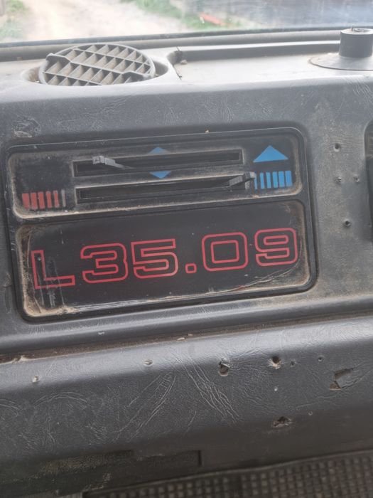 De vânzare Nisanu L35.09