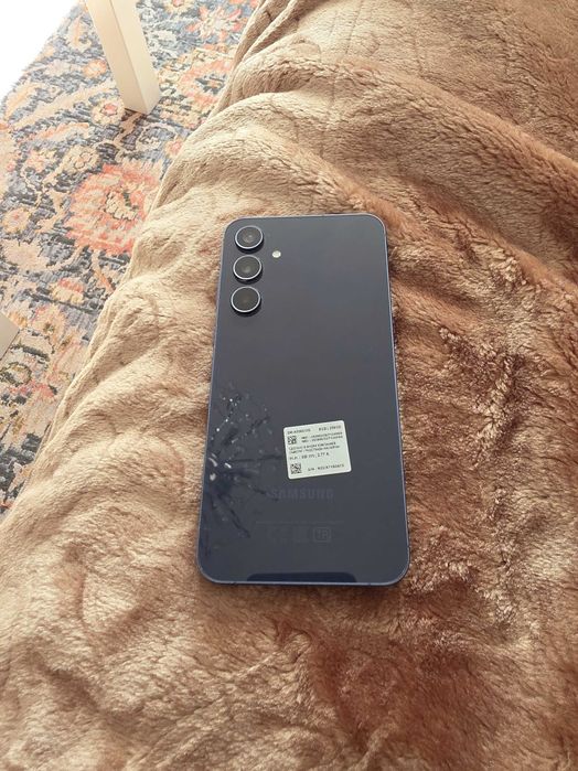 Смартфон самсунг А-55