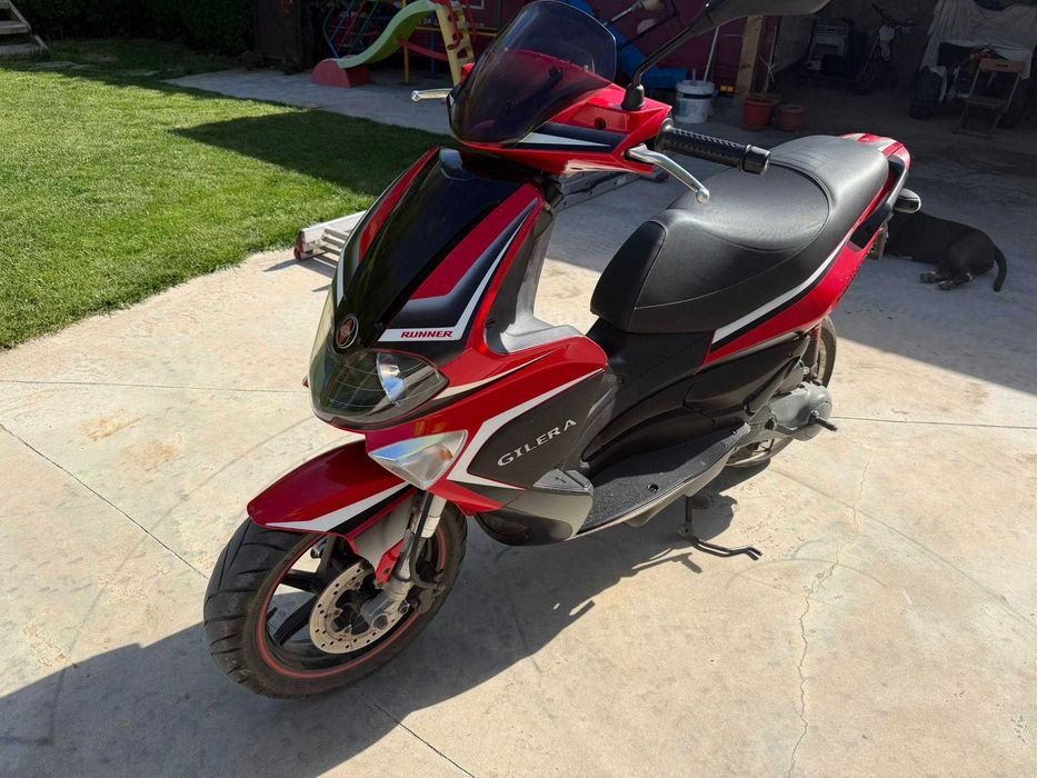 скутер мотпед gilera runner c46 sport 49 кубика / 2 тактов / водно охлаждане