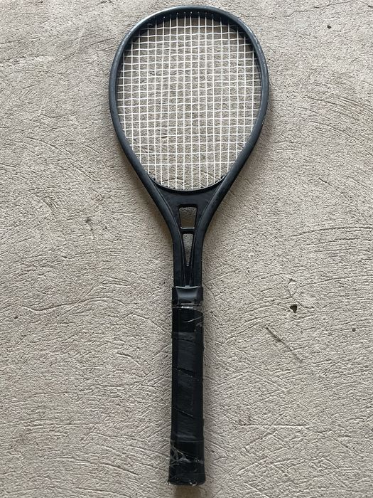 Продается ракетка для тенниса
