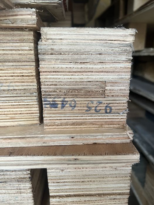 продам паддоны Фанерные