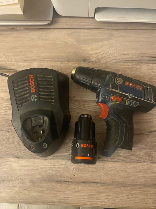 Винтоверт Bosch 12v