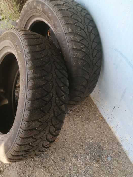 Продам шины 205/60R16R13