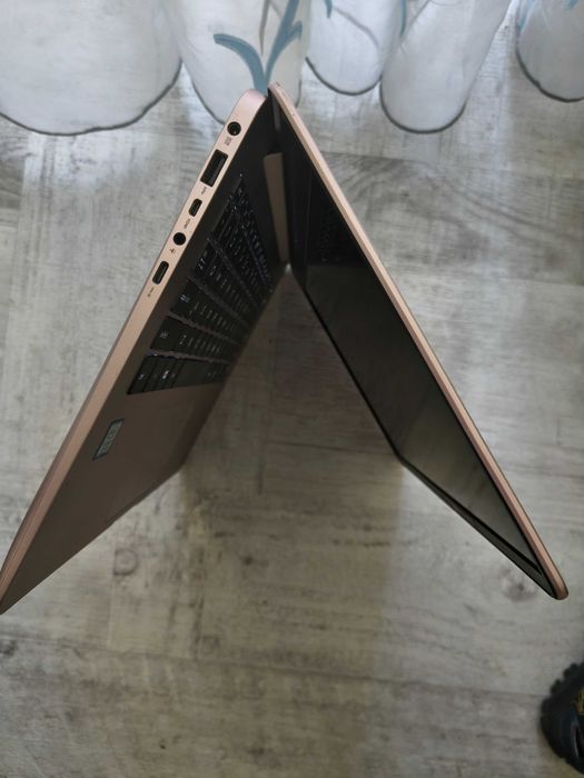 Asus ZenBook UX430UA i7-8550U 8GB, 256GB SSD, SD card, Win 11 Pro, Rose Gold