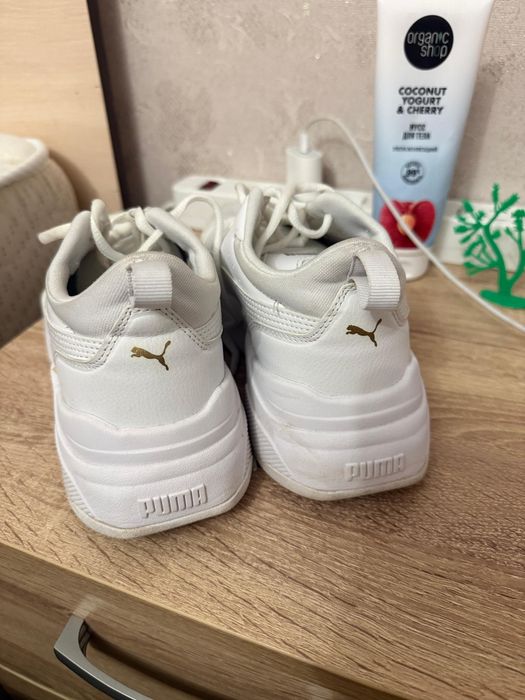 Продам кроссовки Пума.