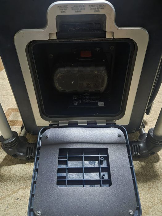 Radio/CD player/prelungitor bosch GML  24 V-CD