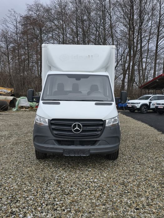 Vând Mercedes sprinter