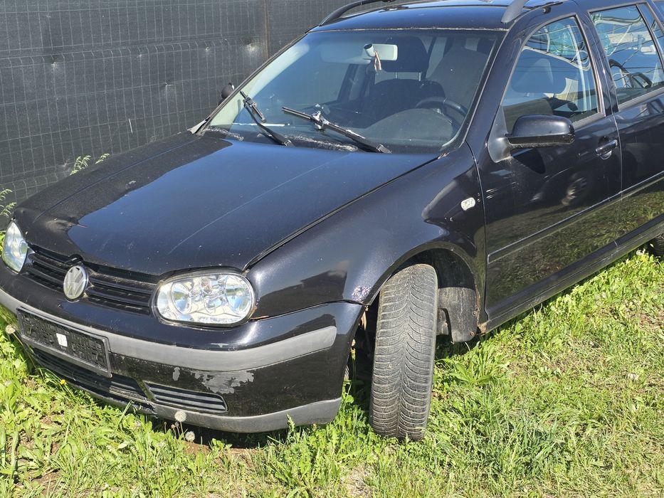 Dezmembrez Golf4
