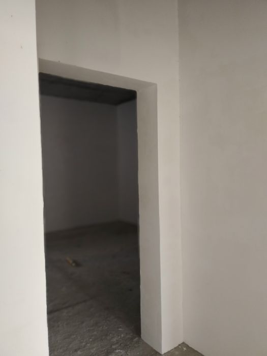 Уй Котедж сотилади