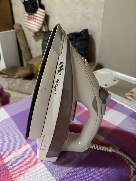 Продам Утюг Braun