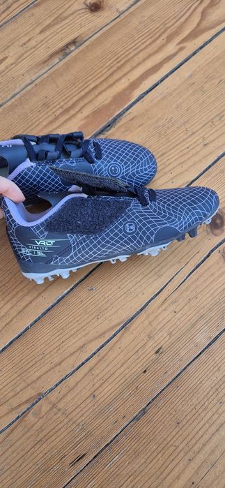 Футболни обувки бутонки 31ви номер