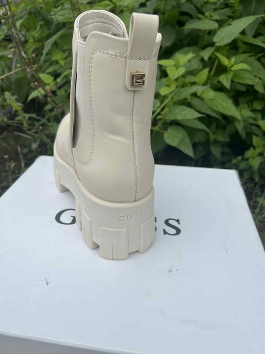 Боти Guess 38 н.