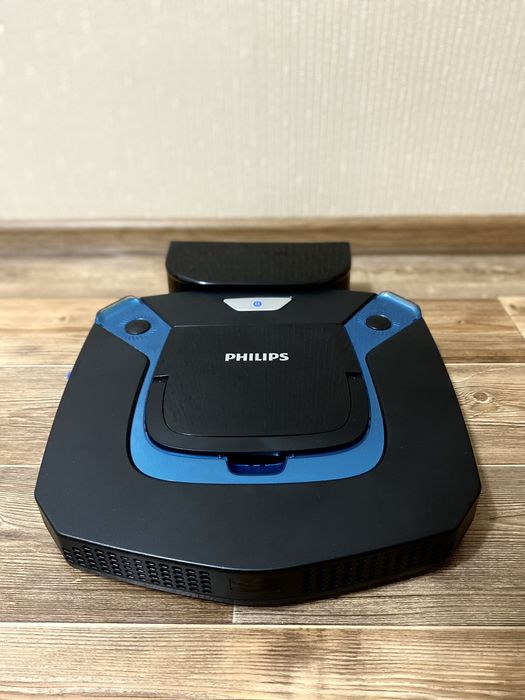 Продаю робот пылесос бренда Philips