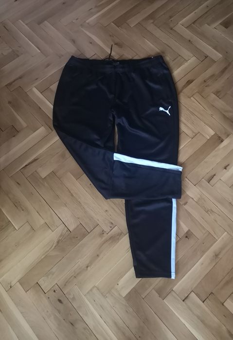 Оригинални мъжки  долнища Puma  размер 2XL