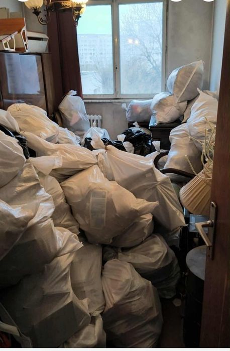 Transport  Debarasari mutari demolari decopertări moloz program 24/7