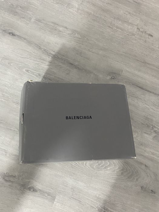 Balenciaga triple S