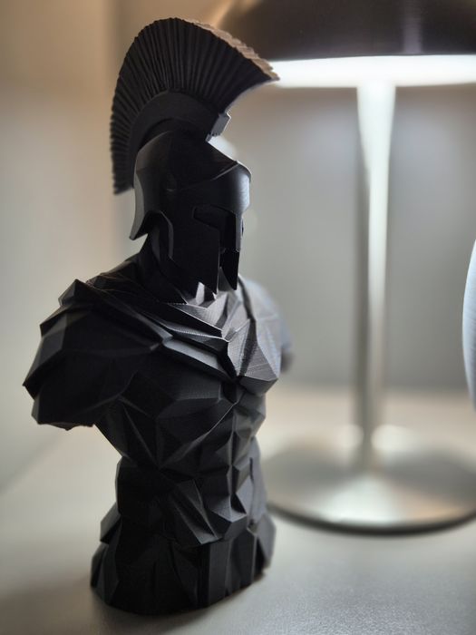 Статуетка Спартанец – модерна 3D фигура 17 см.