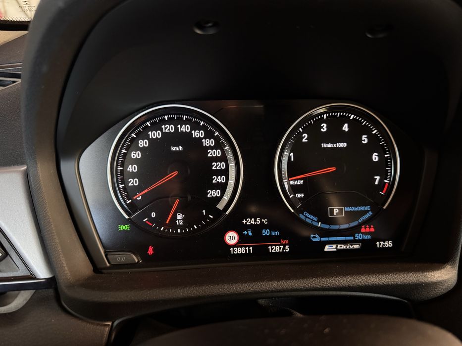 BMW X1 0 — imagine 5