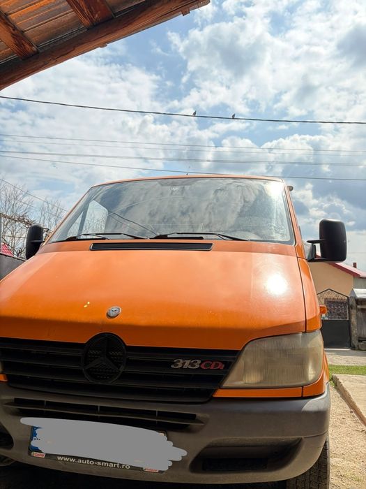 Vand Mercedes basculabil