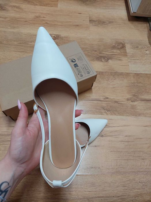 Офицялни обувки номер 42